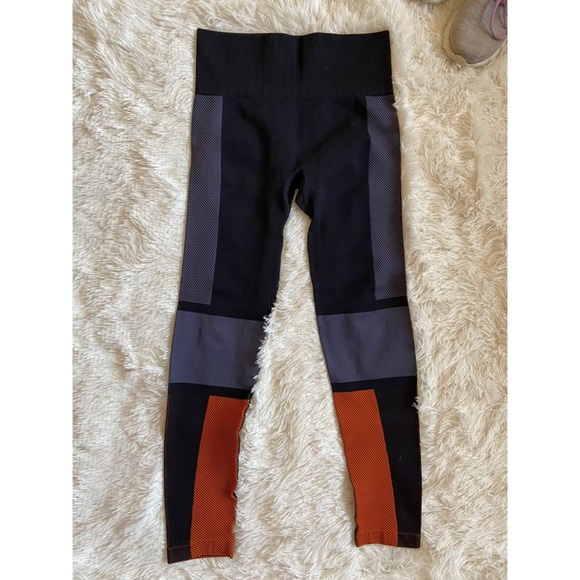 High-waisted legging - Picture 2 of 3